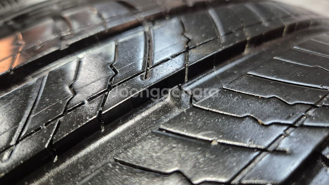 중고 타이어 245 40 19 미쉐린 프라이머시투어AS 2454019--2