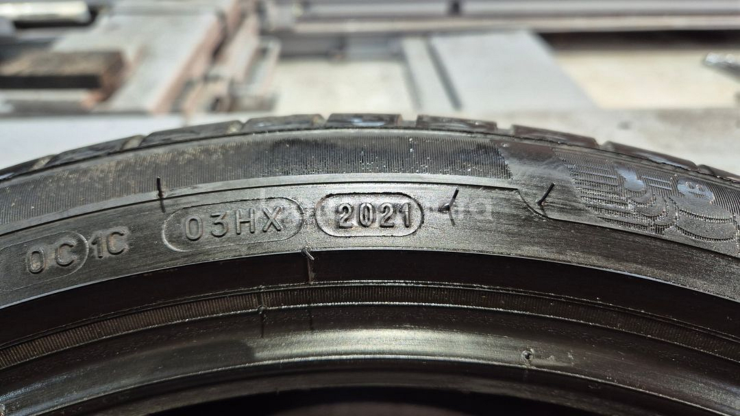 중고 타이어 245 40 19 미쉐린 프라이머시투어AS 2454019--5