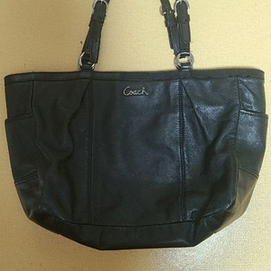 코치 레더 핸드백