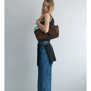 아바미 홈 브라운 핸드백