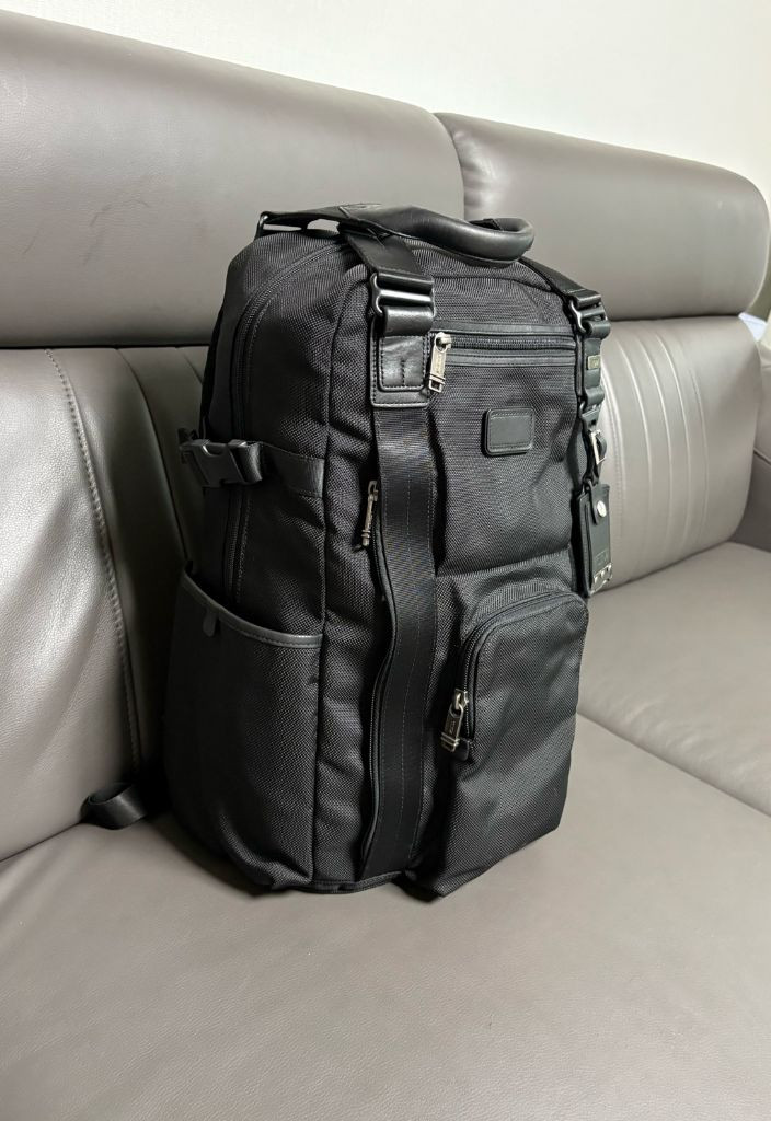 정품.투미르준백팩(블랙.상태깨끗좋음--2