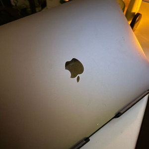 맥북에어 13인치 2020년형