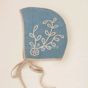 아폴리나 지니 보넷 2y