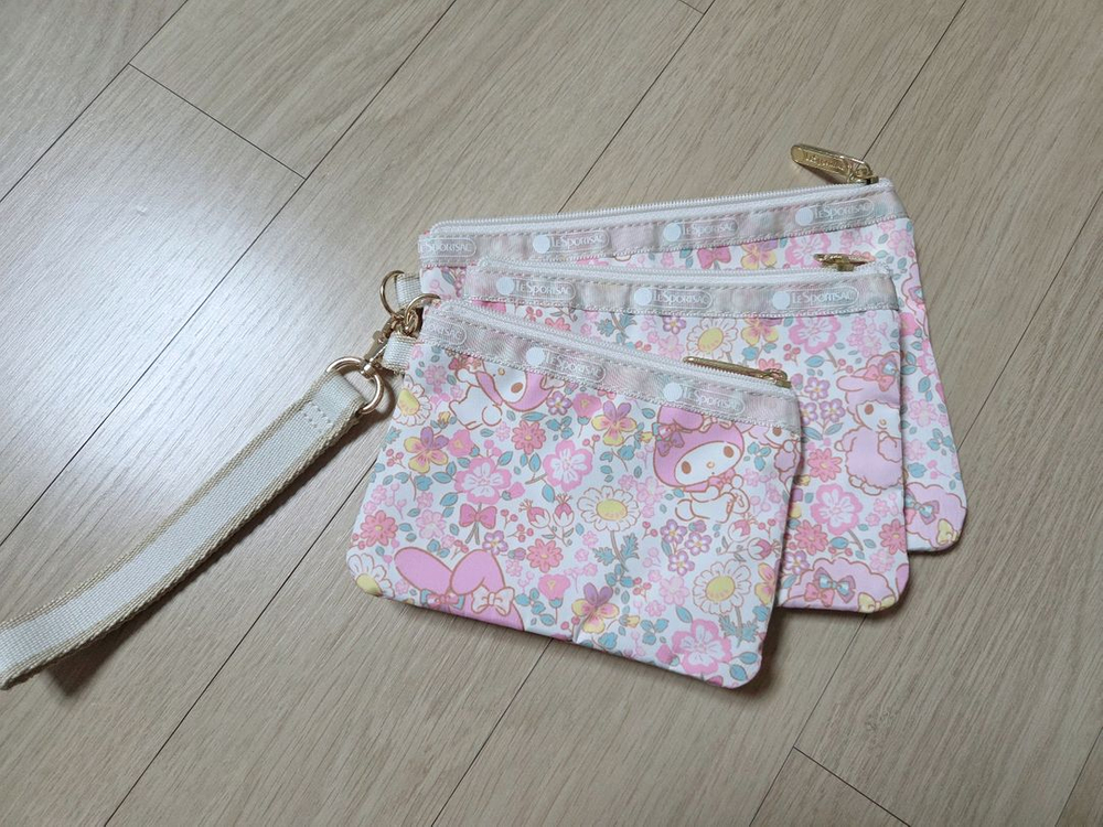 왓츠인마이백 레스포색 동전지갑 카드홀더 여행용 미니파우치 3종 셋트 산리오--2