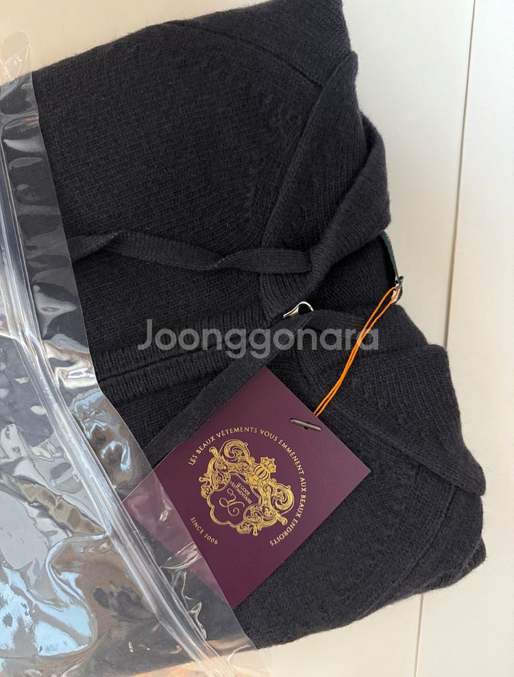 코스모폴리탄줄라이 예지스 LCVY Quotidian 쿼--1