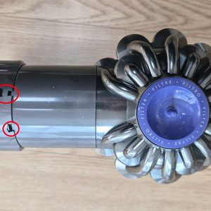 깨끗하게 세척한 다이슨 V6 무선 청소기 본체(9분 연속동작)