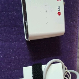 LG휴대용 미니빔프로젝터