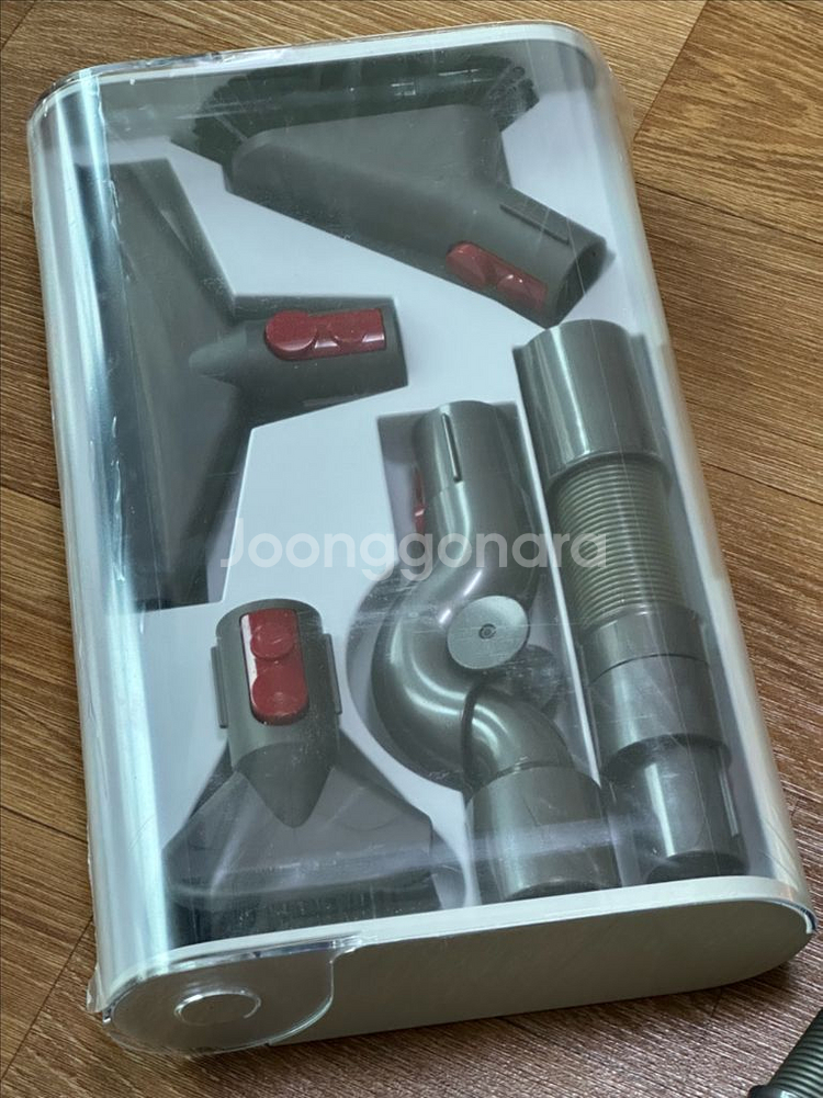 다이슨 V10 무선청소기--9