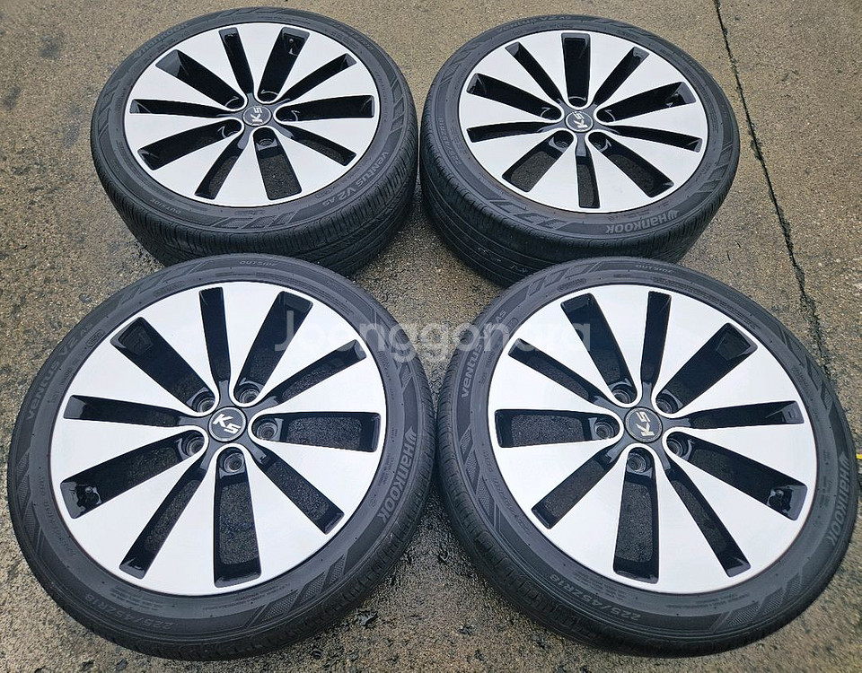 기아 K5 18인치 불판휠타이어 한대분 판매--3