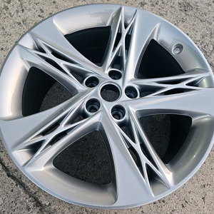 제네시스 G90 20인치 리어휠 한짝 판매