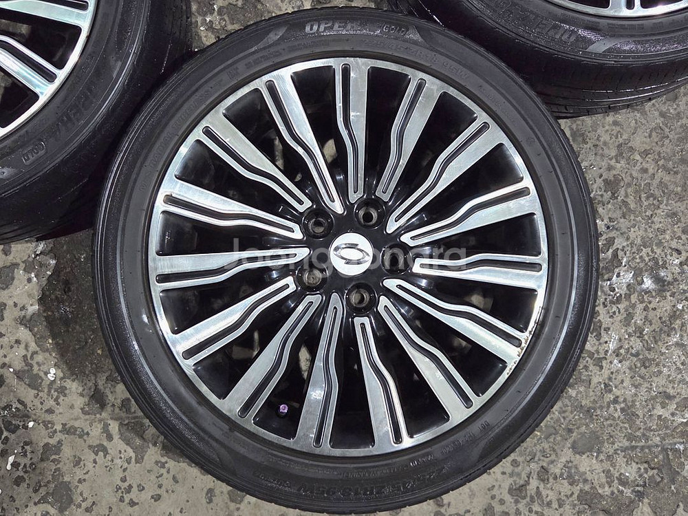 올뉴sm7 노바 18인치휠타이어 2254518 셋트 pcd114.3 팝니다--1