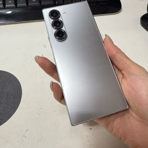 갤럭시폴드6 ss급 무잔상 아주 깨끗