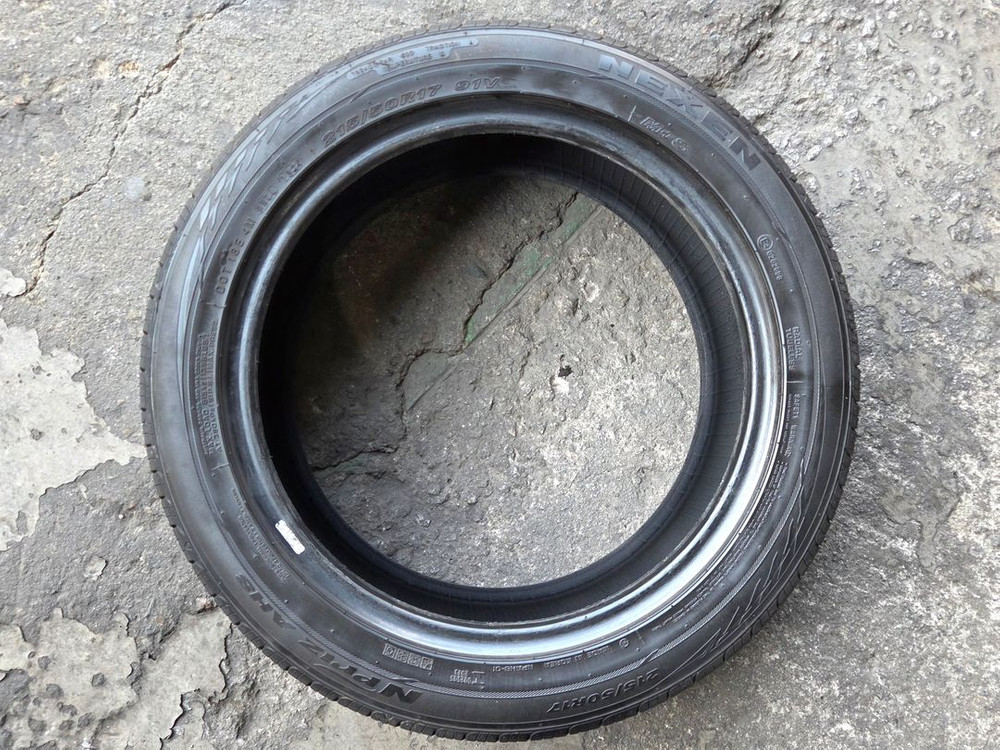 2155017 215 50 17 넥센 AH8 타이어 팝니다 이미지