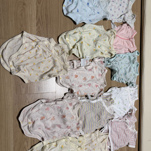 유니클로 바디수트 60-70