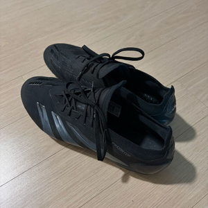 아디다스 프레데터 엘리트 축구화 FG 이미지