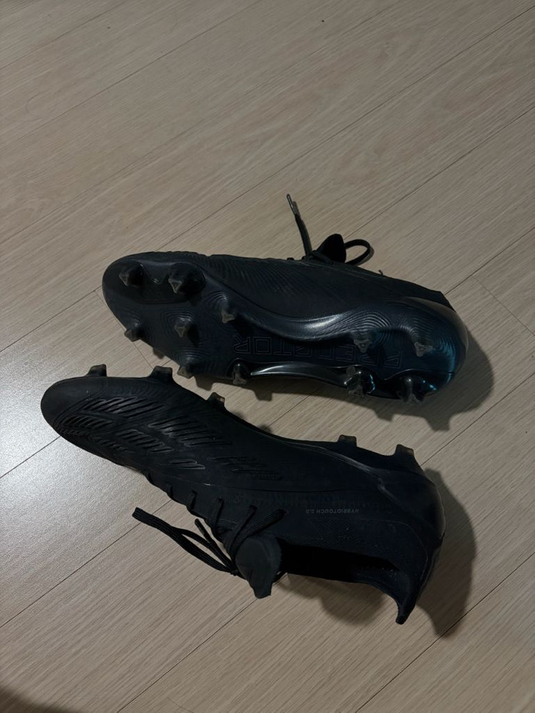 아디다스 프레데터 엘리트 축구화 FG 이미지