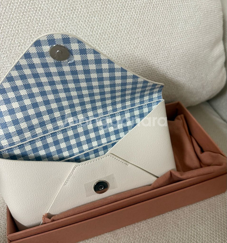 제이에스티나 지갑 파우치 새상품--3