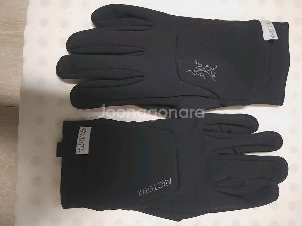 아크테릭스 벤타 엠보스드 로고 장갑--0