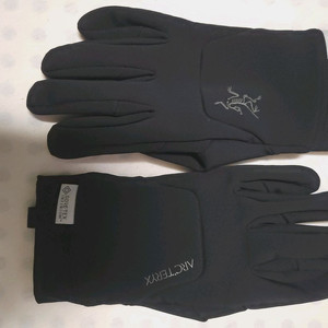 아크테릭스 벤타 엠보스드 로고 장갑