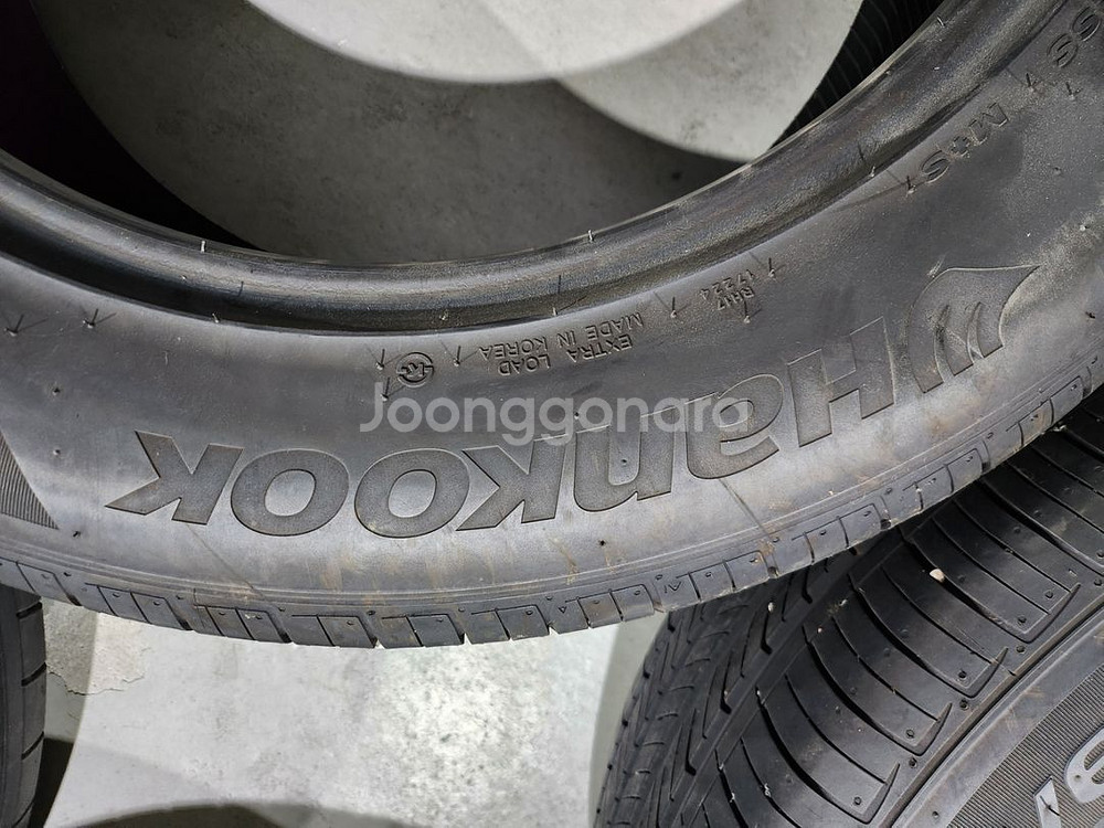 타이어 255/55R/19 4개--7