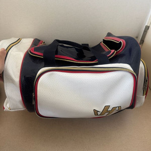 하타케야마 포수 가방 , 브렛 포수 장비