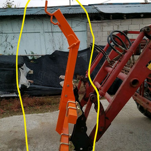 트랙터용 톤빽걸이