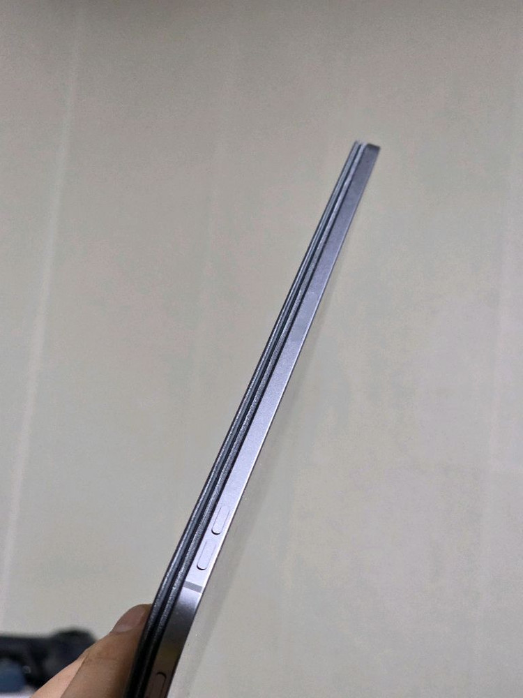 아이패드 프로 M4 11인치 256GB 스페이스 블랙 애플케어 애플펜슬팝니다.--2