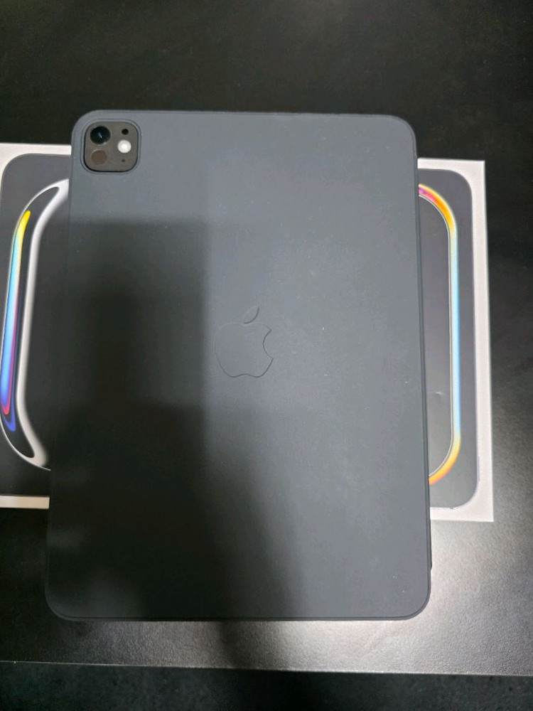 아이패드 프로 M4 11인치 256GB 스페이스 블랙 애플케어 애플펜슬팝니다.--4