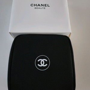샤넬 뷰티 거울 빅파우치