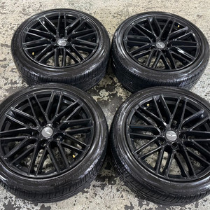 제네시스 G70 순정 18인치 휠타이어 판매