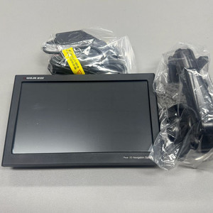 아이나비 M100 8인치 네비게이션