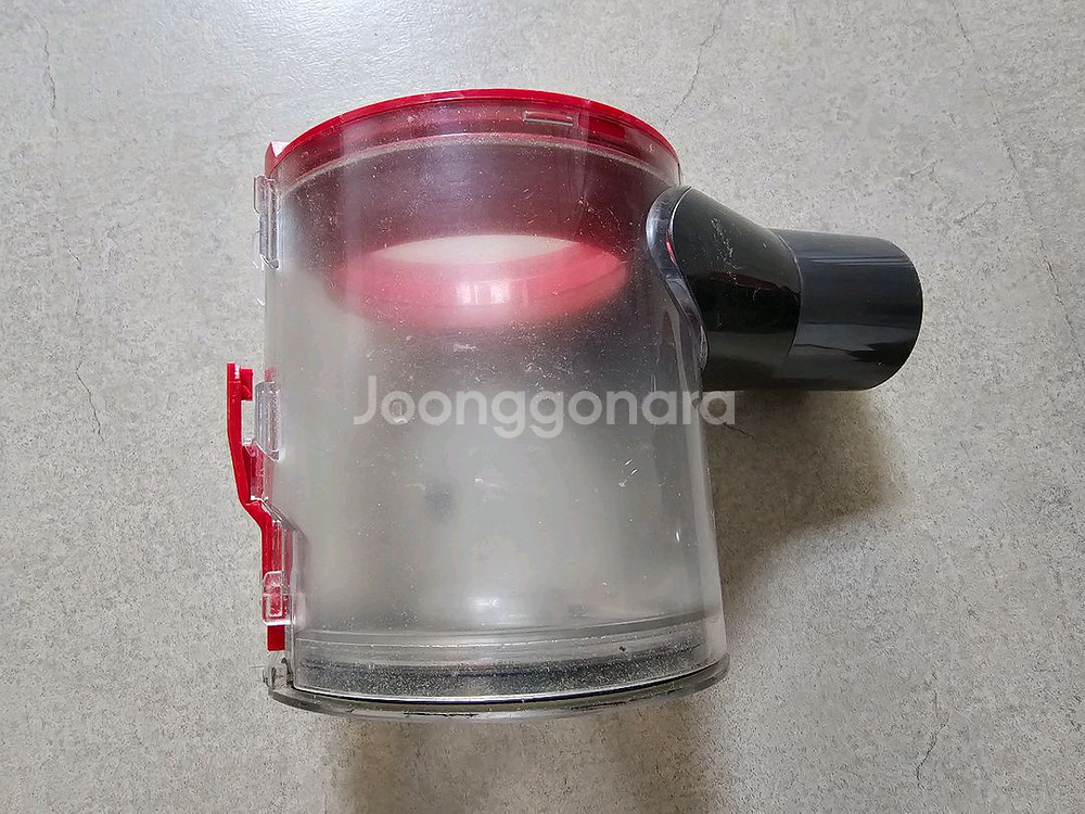 다이슨 V6 무선청소기 먼지통--1