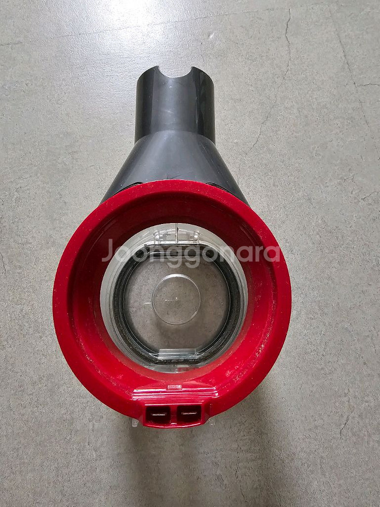 다이슨 V6 무선청소기 먼지통--2