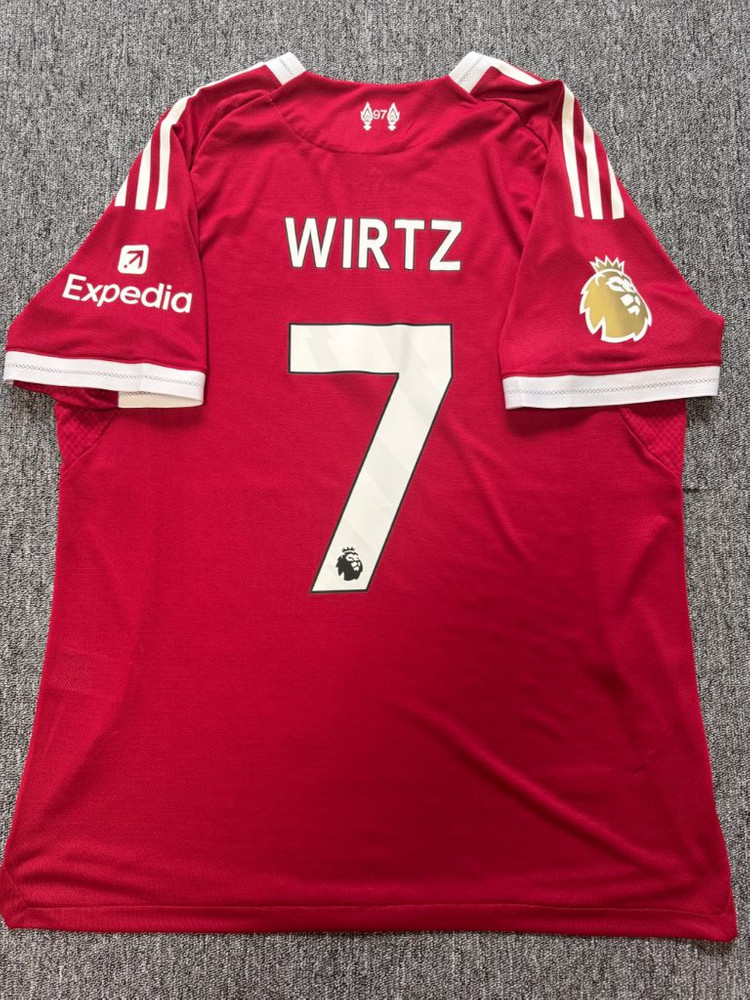 25-26 리버풀 유니폼 비르츠 벨링엄 손흥민 이강인 김민재 음바페 호날두 첼시 아스날 리버풀 레알 맨유 맨시티 이미지