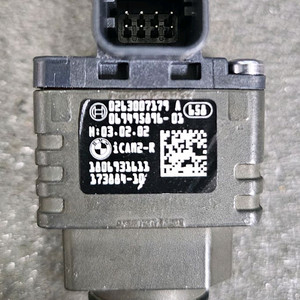 BMW 2018 520d Xdrive Luxuryplus에서 탈거한 G30 후방카메라팝니다.