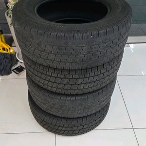 르노마스터 타이어 225 65 16 콘티넨탈 4짝 팔아요