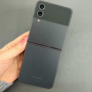 대전중고폰) 갤럭시 Z플립4 256G 블랙 판매합니다 387723