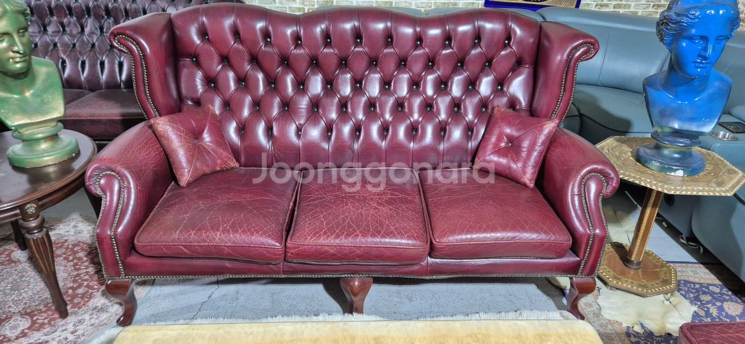 수입 체스터필드 이태리 전체 천연가죽 3+1인 소파+오토만--2