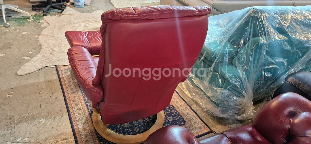 스트레스리스 메이페어 클래식 전체 천연가죽 1인 리클라이너 소파쇼파+스툴--9