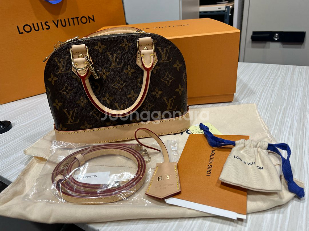 새상품 루이비통 M46990 알마 bb 모노그램핸드백--2