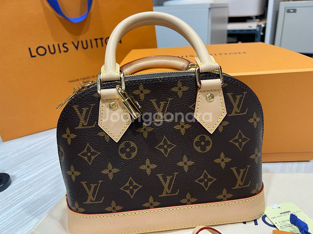 새상품 루이비통 M46990 알마 bb 모노그램핸드백--3