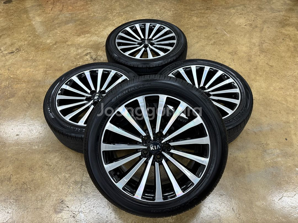 K7 블랙럭셔리 18인치 순정휠타이어 팝니다--0