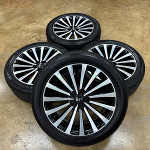 K7 블랙럭셔리 18인치 순정휠타이어 팝니다