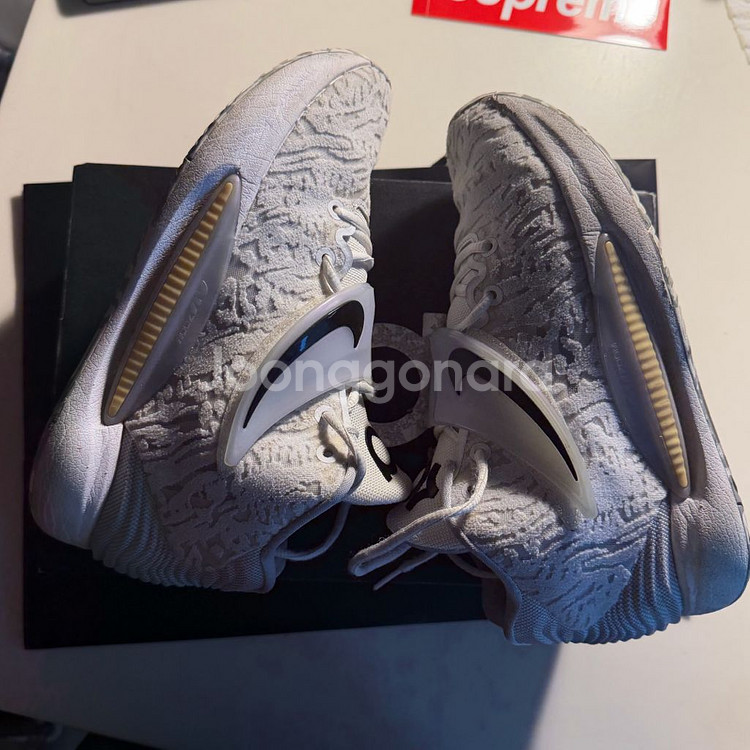 나이키 KD14 [시세 40만] 농구화 운동화 270--0