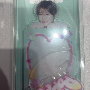 엔시티위시 아크릴 포토카드 스탠드 시온 이미지