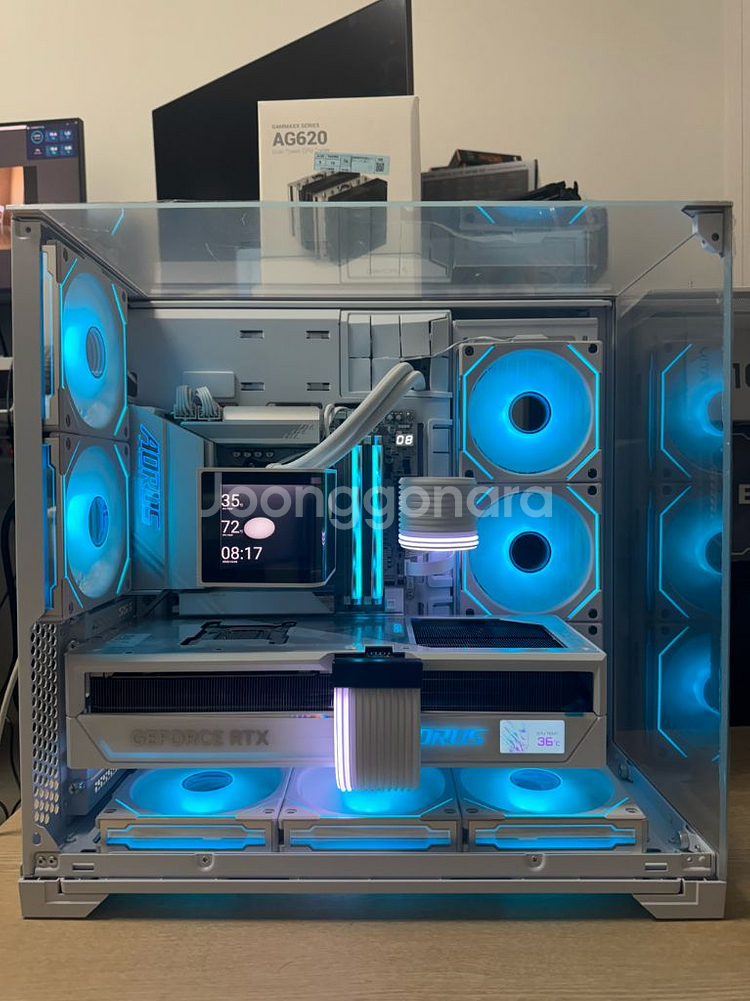 [게이밍 PC] 9800X3D + RTX 5090--1