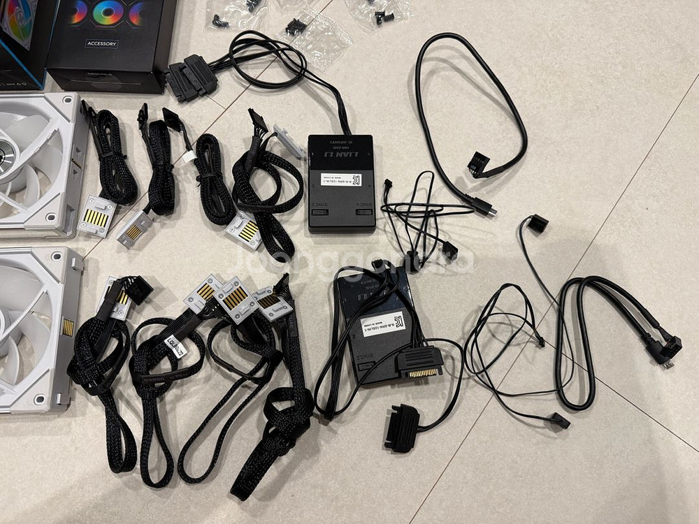 리안리 UNI FAN SL-INF 120 RGB (컨트롤러/3팩, 화이트)--4