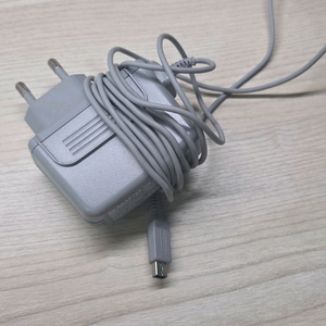 닌텐도 3DS,2DS 정품 충전기