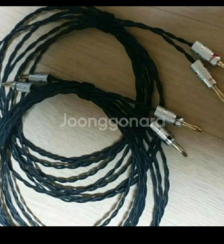 이건절대로돈주고도못사는거예요..절대로못구하는.명품스피커케이블.국내에50개도안될겁니다.스피커케이블.--1