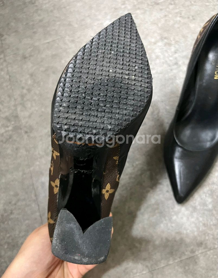 정품) 루이비통 펌프스힐--4